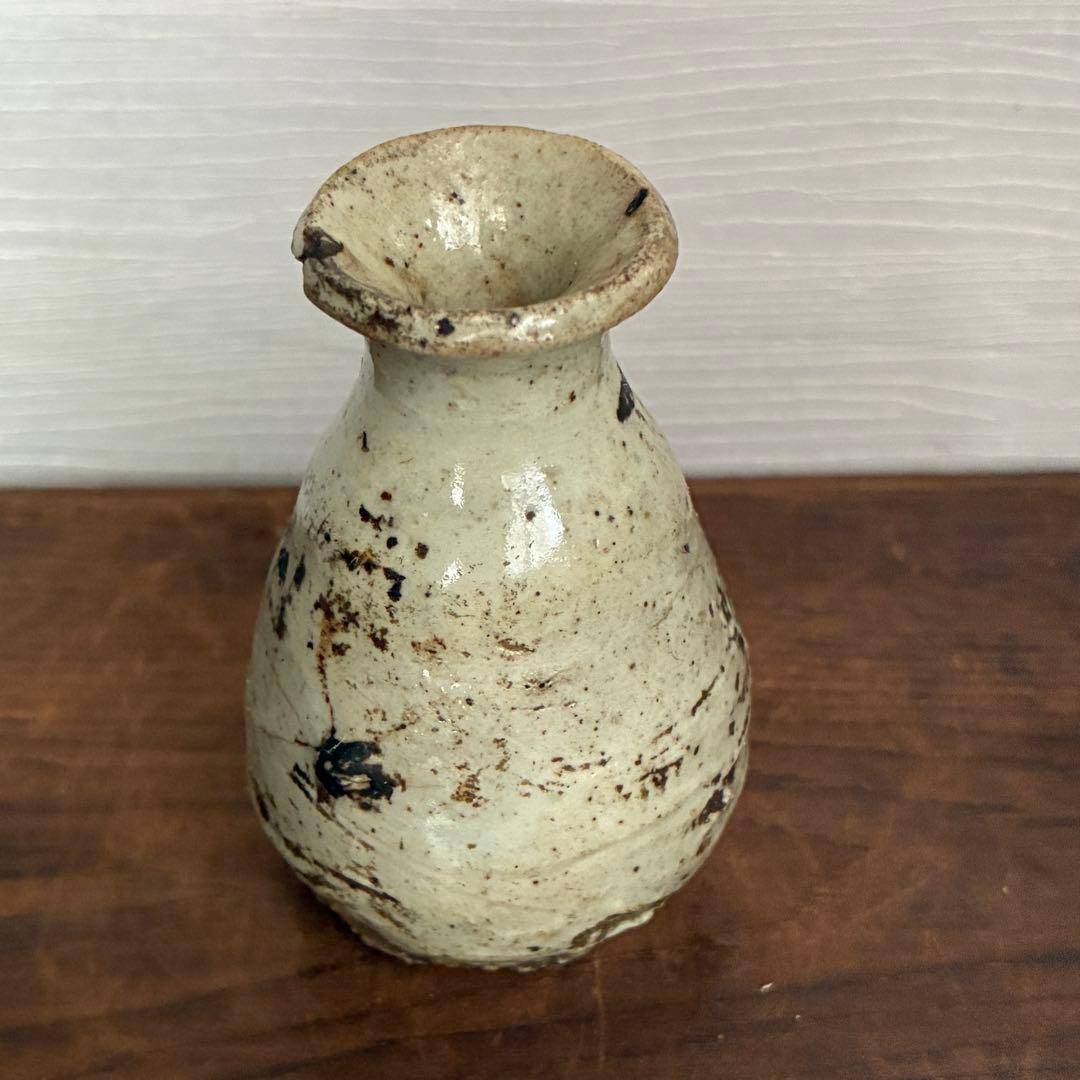 【骨董】小壺　小徳利 虫喰い 貫入 置物　古道具　斑釉　唐津風？インテリア　置物