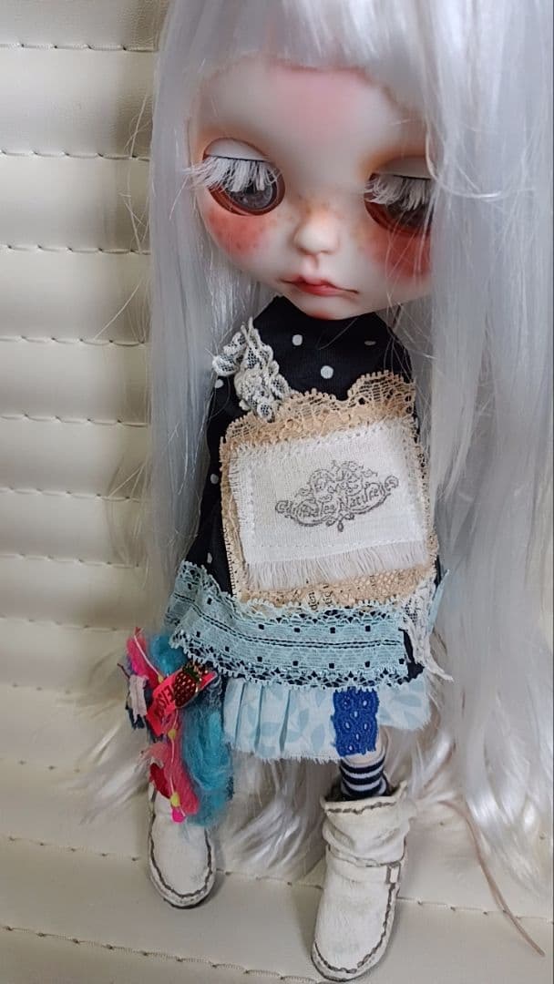 りんご！ブライス　22センチドール　アイシードールアウトフィット