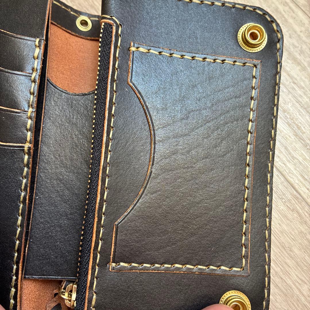 【茶芯ブラック】　ミドルトラッカーウォレット　真鍮　お札を折らずに収納