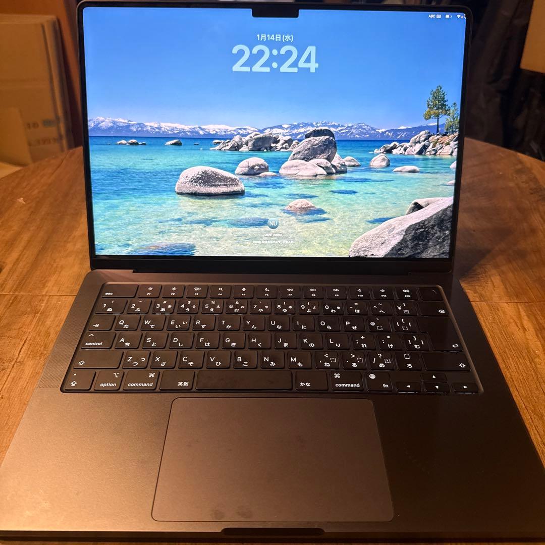 apple2024 MacBook 10コアM4