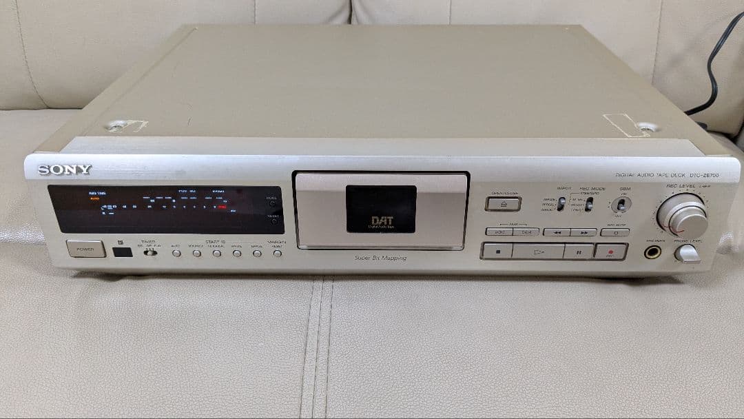 SONY デジタルオーディオテープデッキ DTC-ZE700 ジャンク品