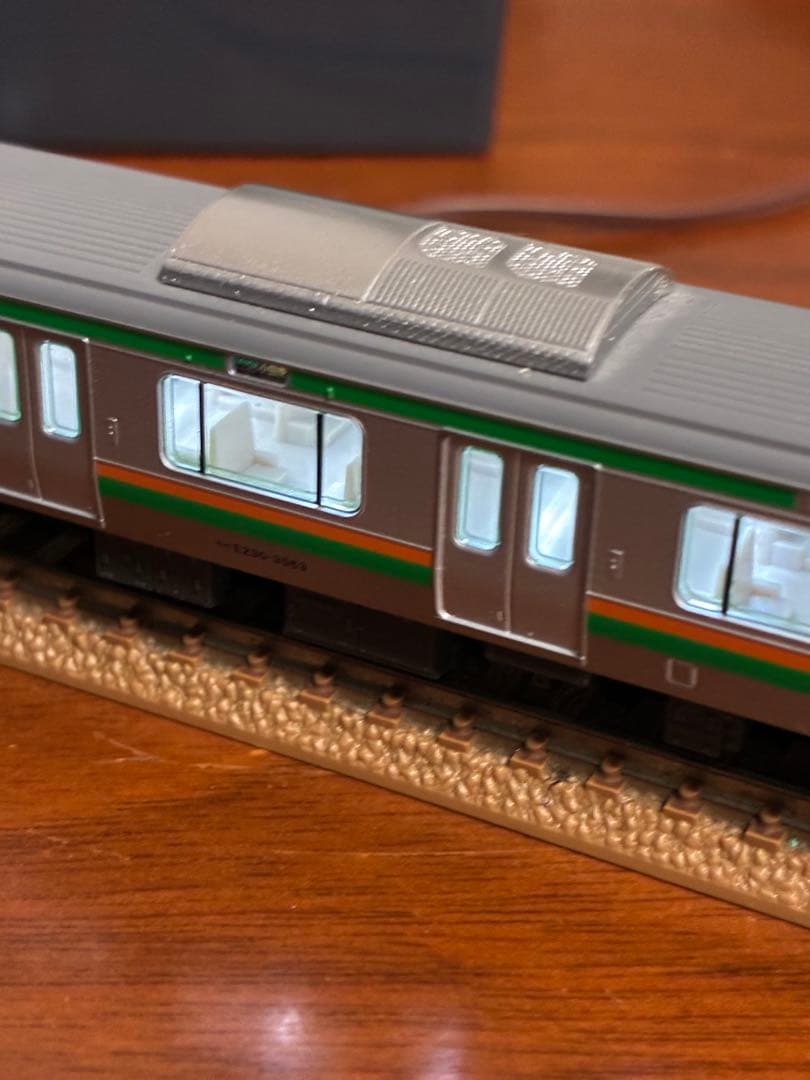 JR E231系8両 kato ライト室内灯点灯確認済