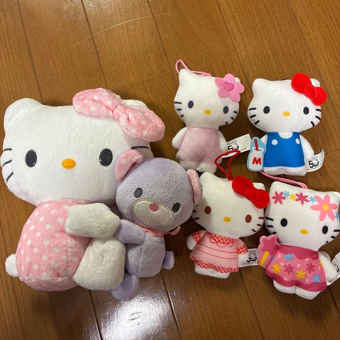 サンリオハローキティグッズセット ご当地キティ、時計などいろいろ16点