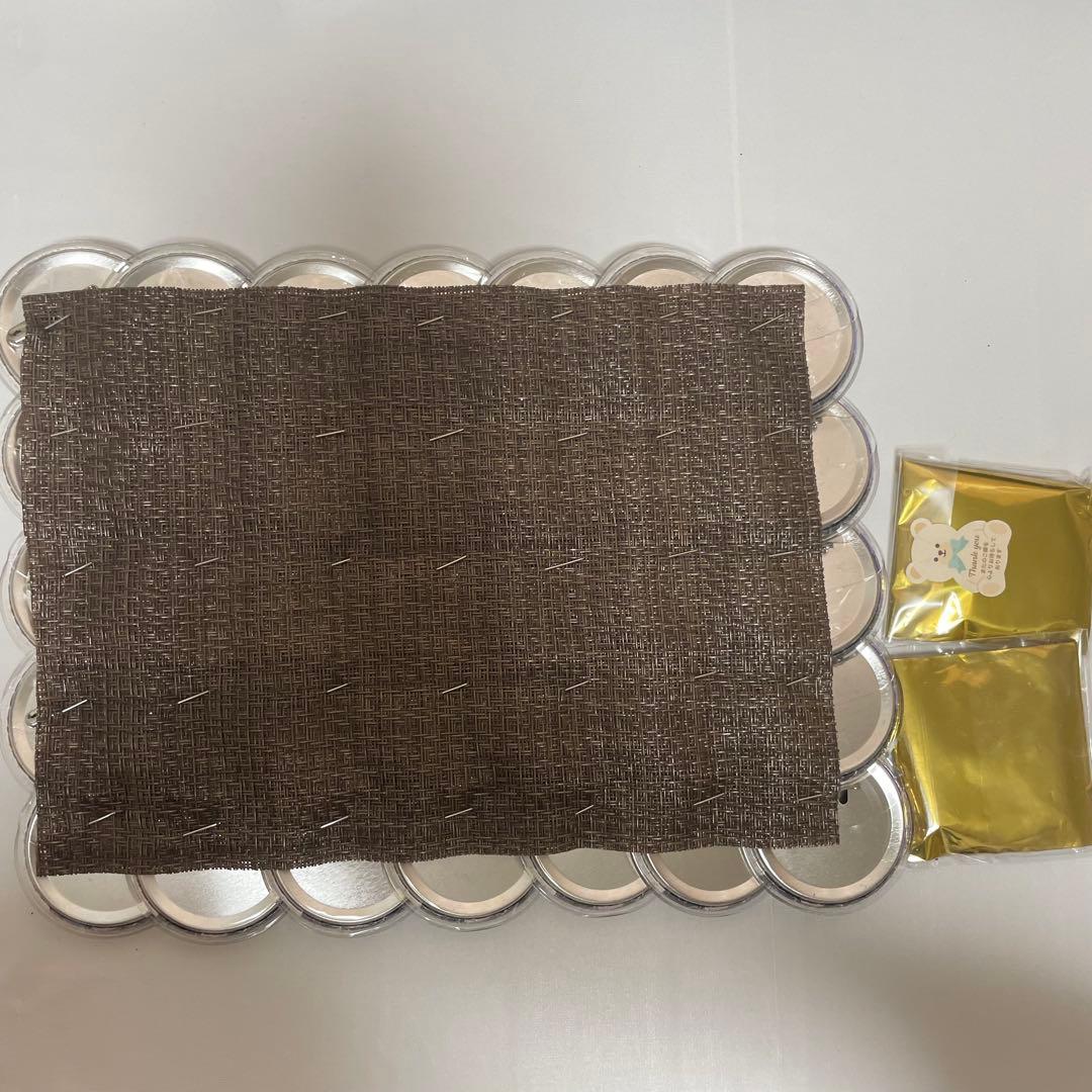 志麻 缶バッジ 実写