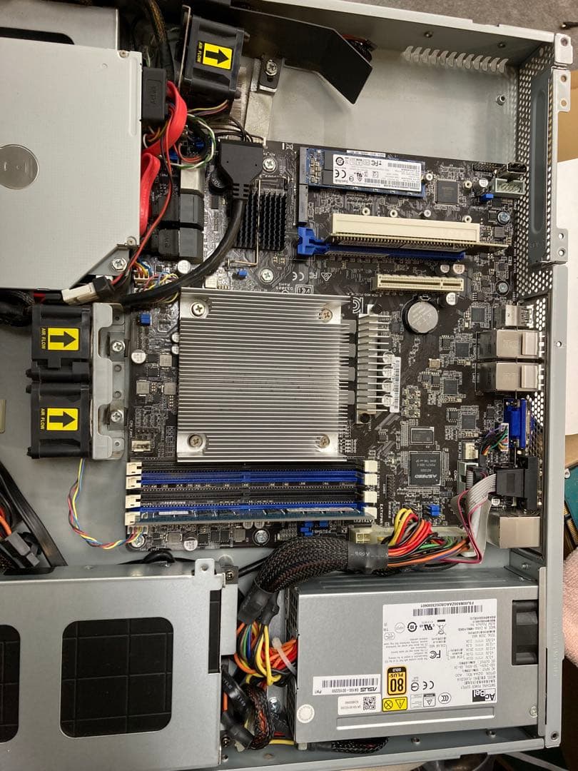 ASUS Xeon E-2146G 16GB 256Gb HDD1TB モニター