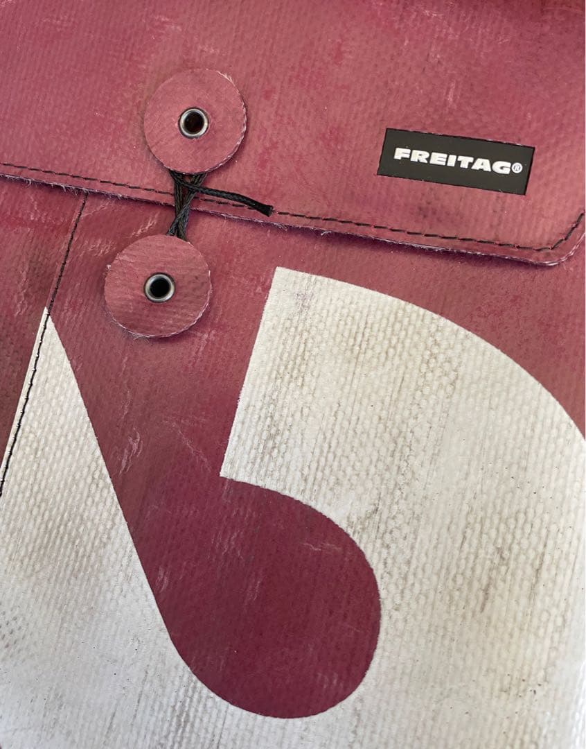 フライターグFREITAG F402 SLEEVE ピンク