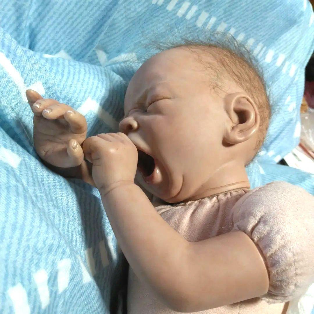 気まぐれ値下げ❗価格戻し有❤本気でお迎えの方❄大きなあくびのお眠のリボーンドール