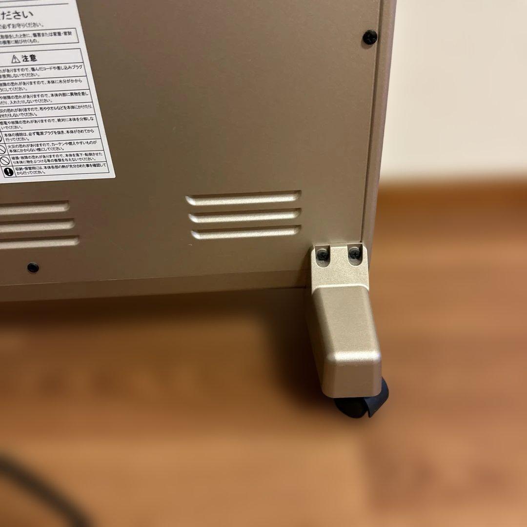 ② サンルミエキュート E800LS 遠赤外線暖房器