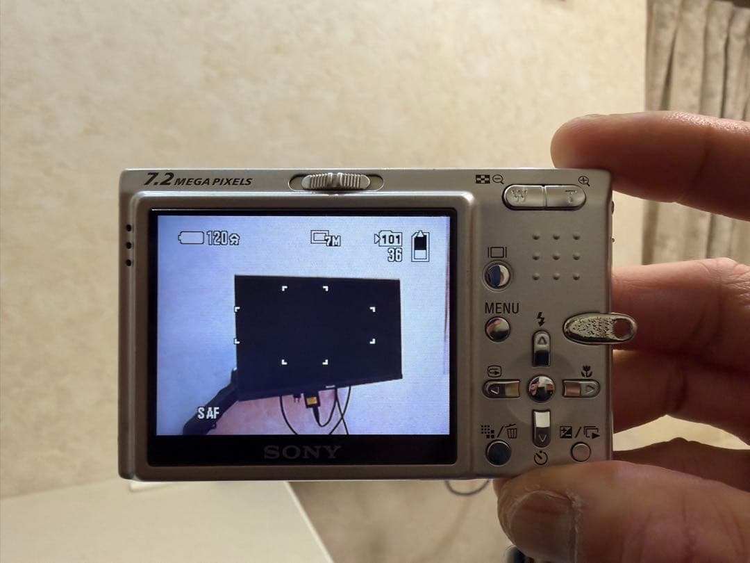 Sony SteadyShot DSC-T10 メモリー512mbデジタルカメラ