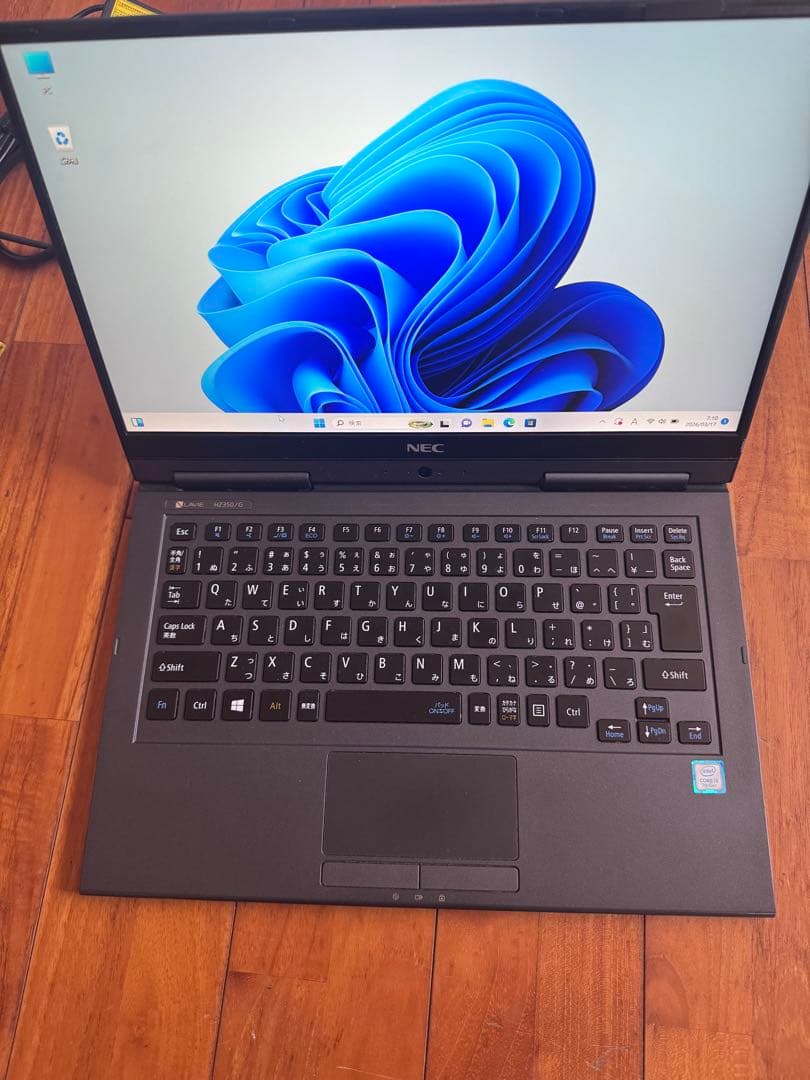 NEC PC-HZ350GBAノーPC Intel i3 128G SSD