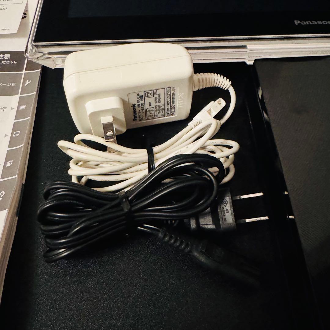 【美品】Panasonic 防水ポータブルTV VIERA UN-JD15T3