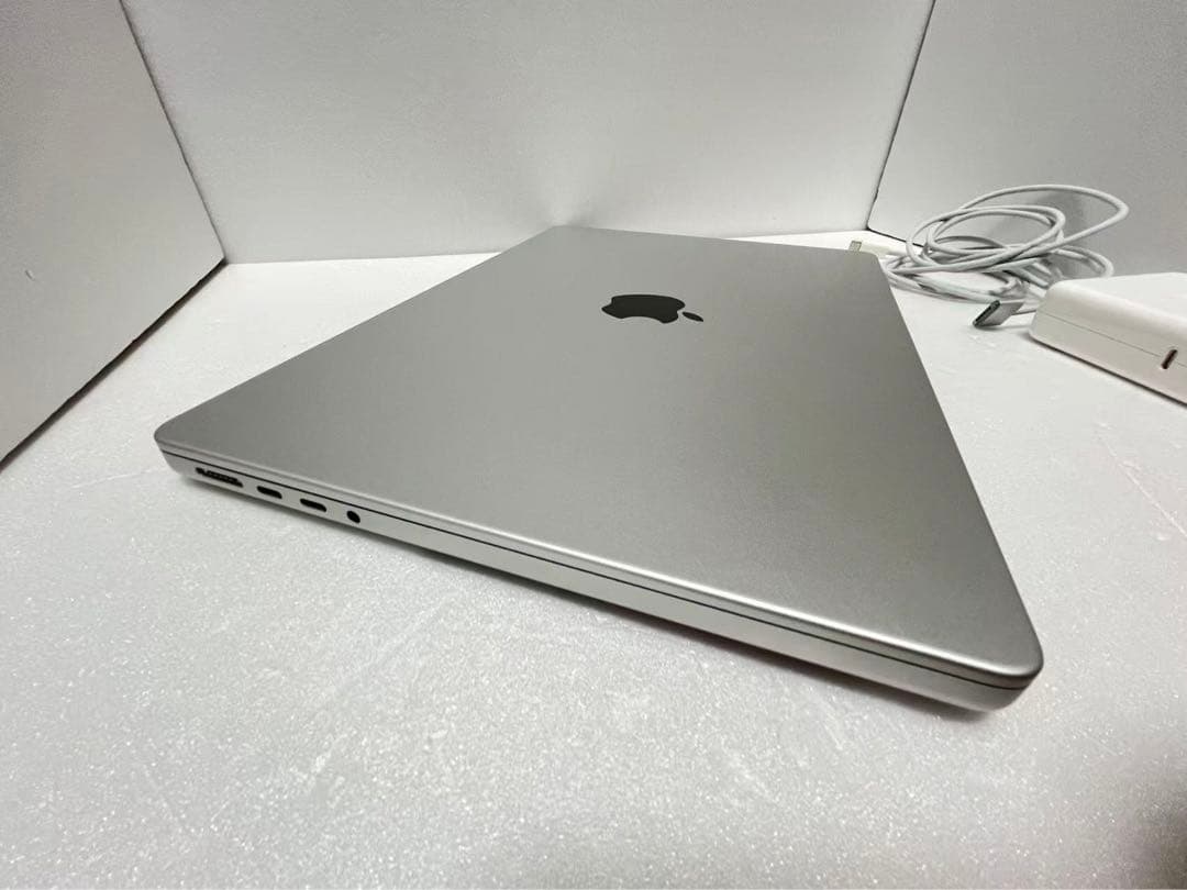 MacBook Pro M2 Pro 14インチ 2023 1TB/32GB