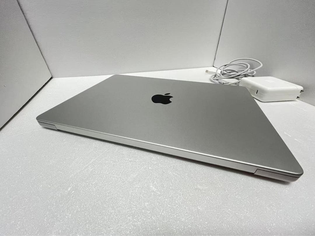 MacBook Pro M2 Pro 14インチ 2023 1TB/32GB