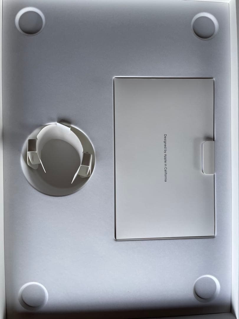 13インチMacBook Airミッドナイト