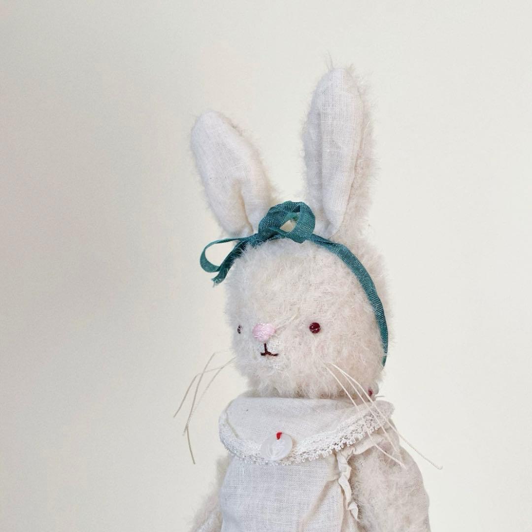 かわいい可愛すぎる仔兎 ぬいぐるみ アーティストベア 海外作家様 ハンドメイド