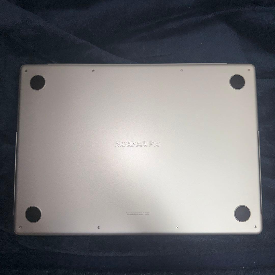 M4 Proチップ搭載14インチMacBook Pro - シルバー 1TB