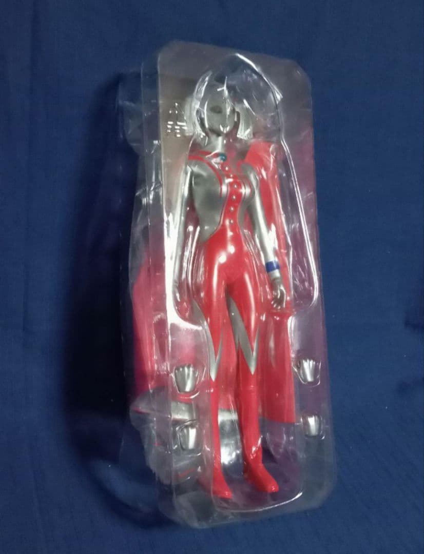 ウルトラの母 1/6スケールアクションフィギュア フルセット（新品、未開封）