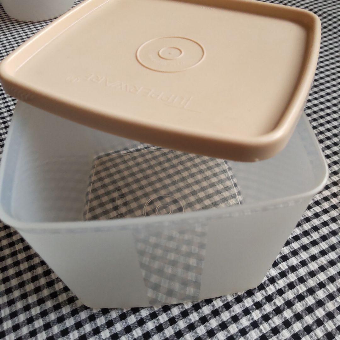 タッパーウェア