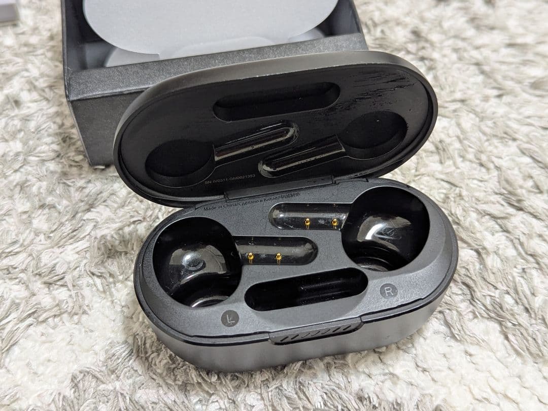 JBL Quantum TWS ゲーミングワイヤレスイヤホン