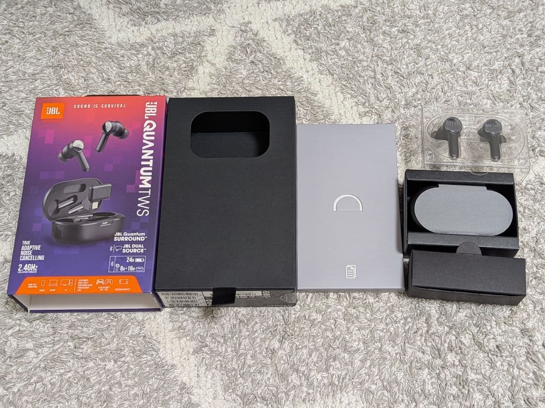 JBL Quantum TWS ゲーミングワイヤレスイヤホン