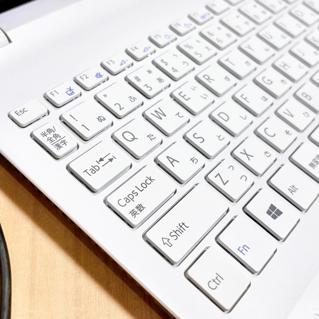 VAIO✨第7世代✨メモリ8GB⭐初心者OK‼すぐ使えるノートPC✨テンキー付