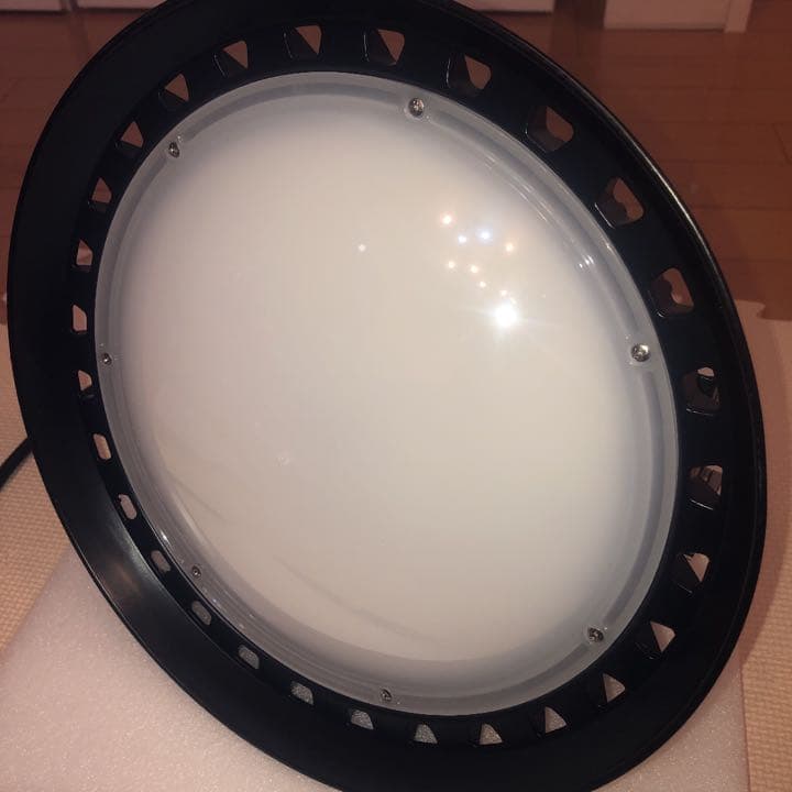 新品LEDハイベイライト UFO型 150W LED高天井灯　21000lm