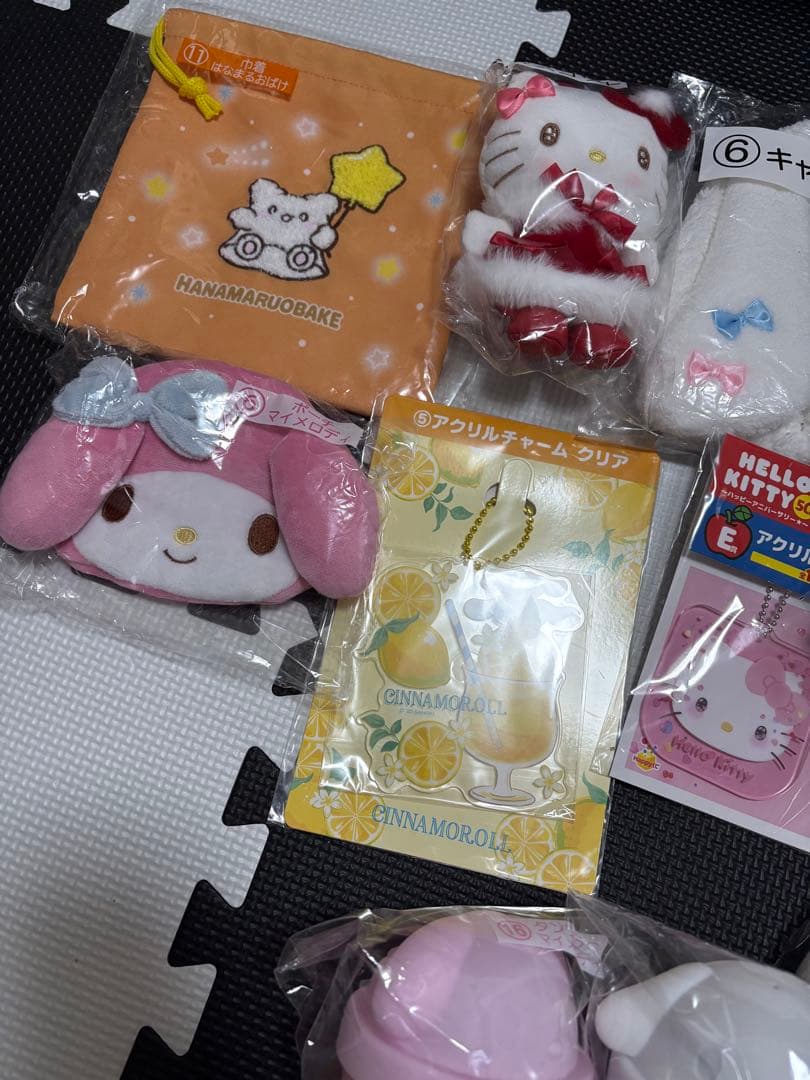 サンリオ くじ まとめ売り シナモロール キティ
