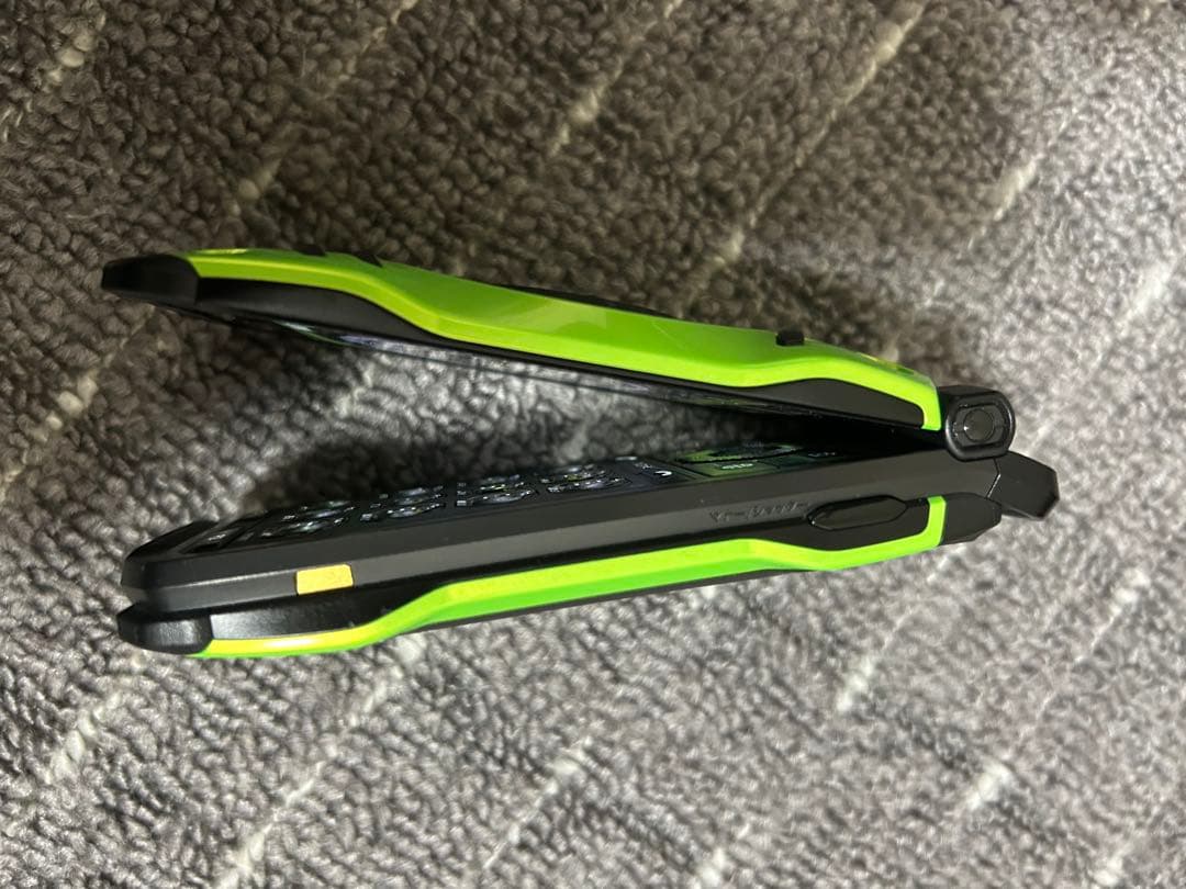 (美品) au KYY31 KYOCERA G'zOne TYPE-XX