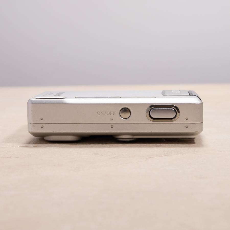 【スマホ転送OK】MINOLTA DIMAGE Xg シルバー 動作確認済み