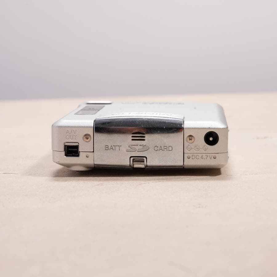 【スマホ転送OK】MINOLTA DIMAGE Xg シルバー 動作確認済み