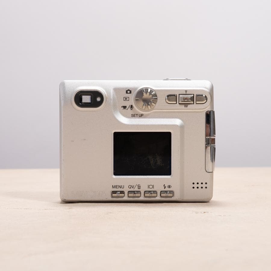 【スマホ転送OK】MINOLTA DIMAGE Xg シルバー 動作確認済み