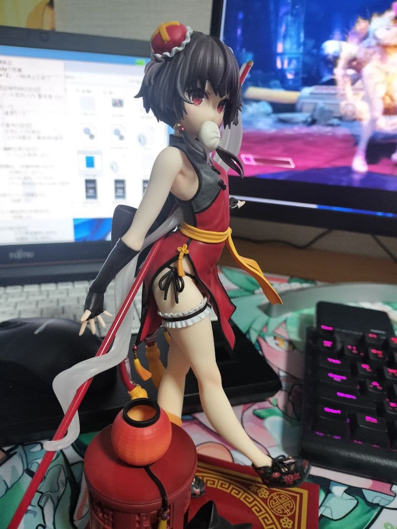 このすば めぐみん チャイナ フィギュア