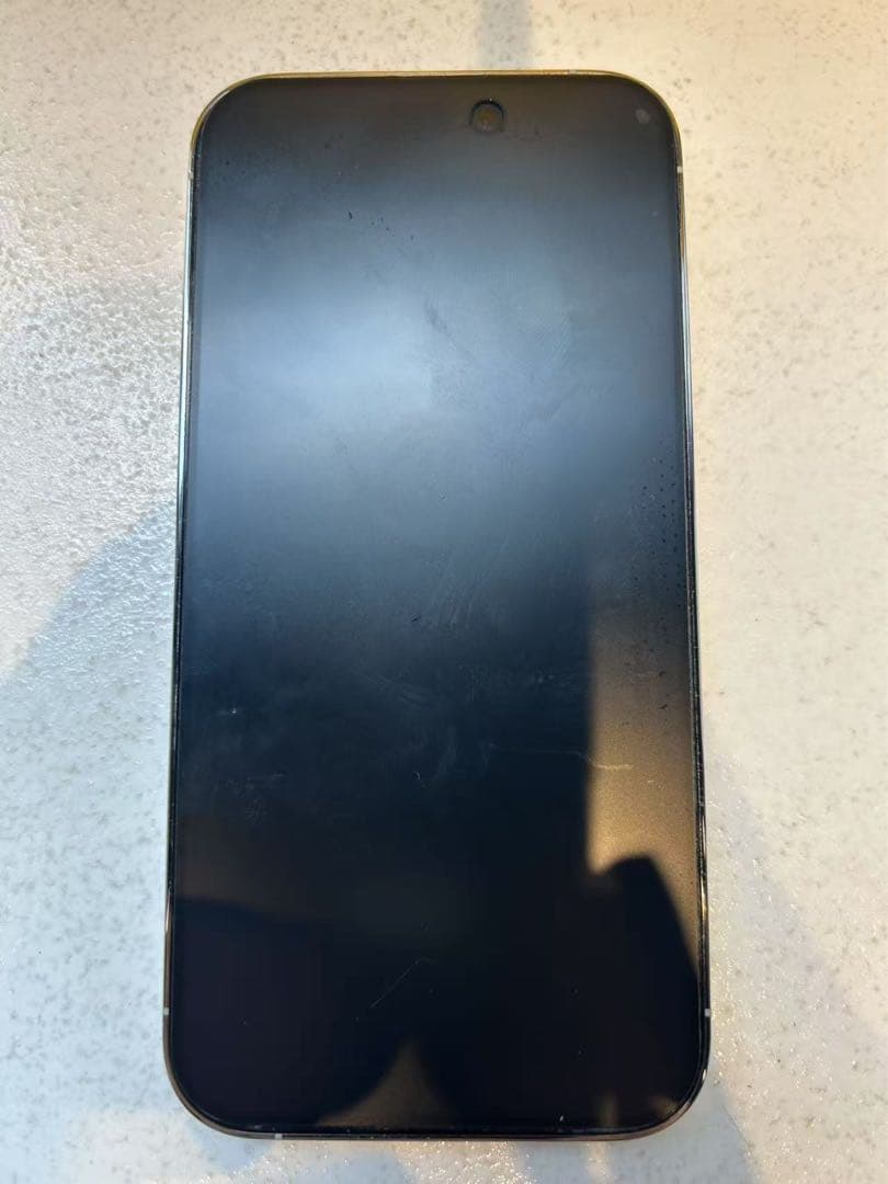 iphone 14 pro本体　256GB