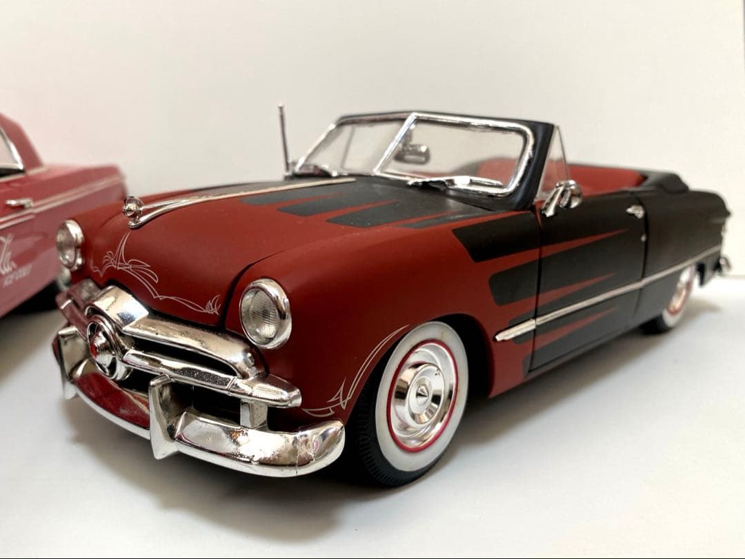 レア！　絶版　1/18 アメ車　ミニカー　フォード　ビクトリア　1950 旧車