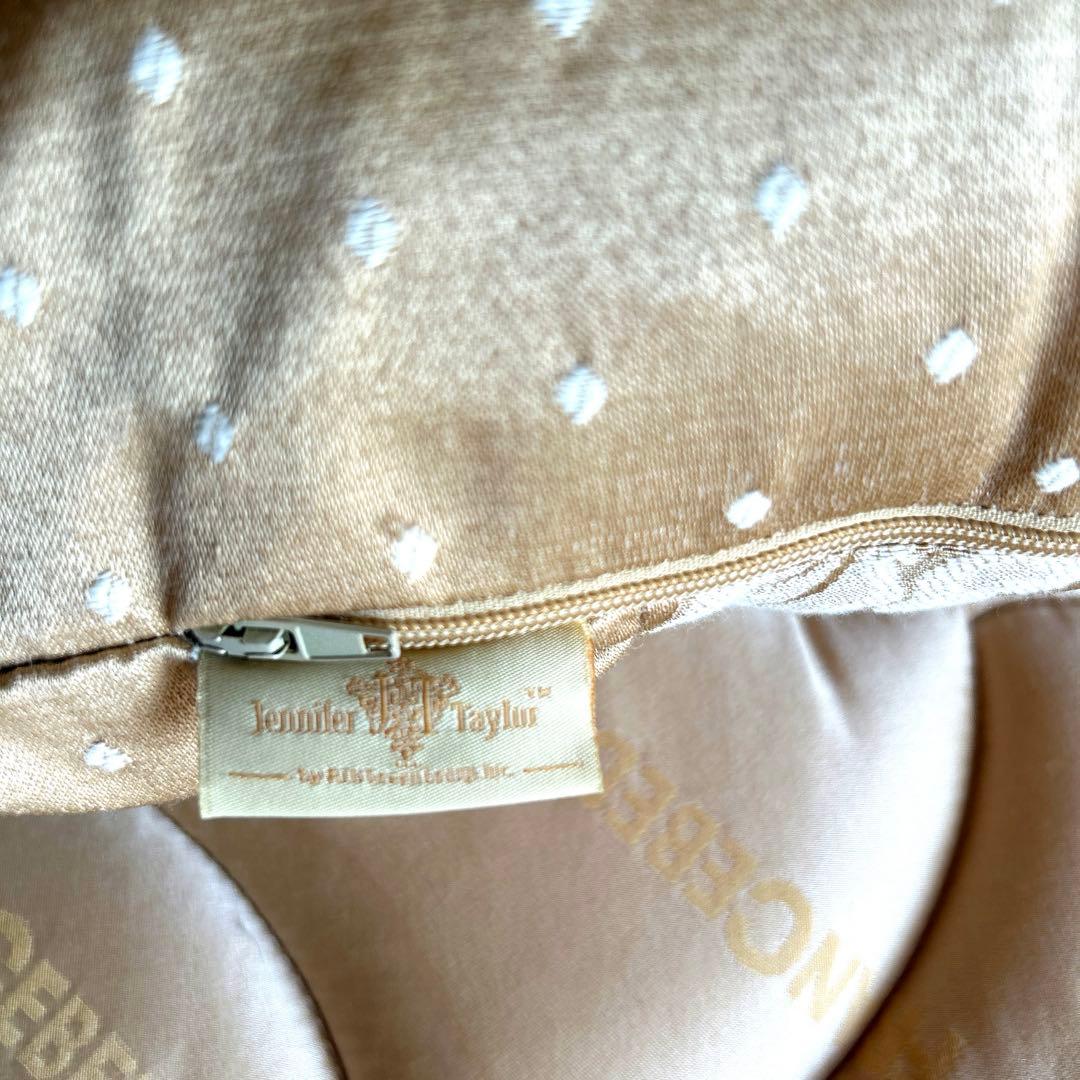 ジェニファーテイラー　タッセル付きクッション　2セット