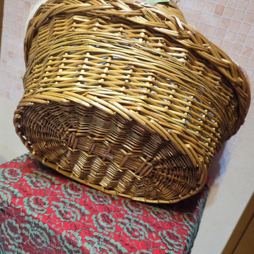 Plain タグ付籐製バスケット ノスタルジック花柄・ウサギ付きエモい・岩田産業