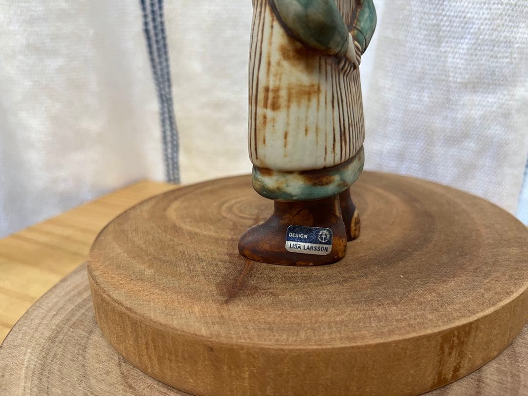 リサラーソン　ジュリア　北欧　置物　少女