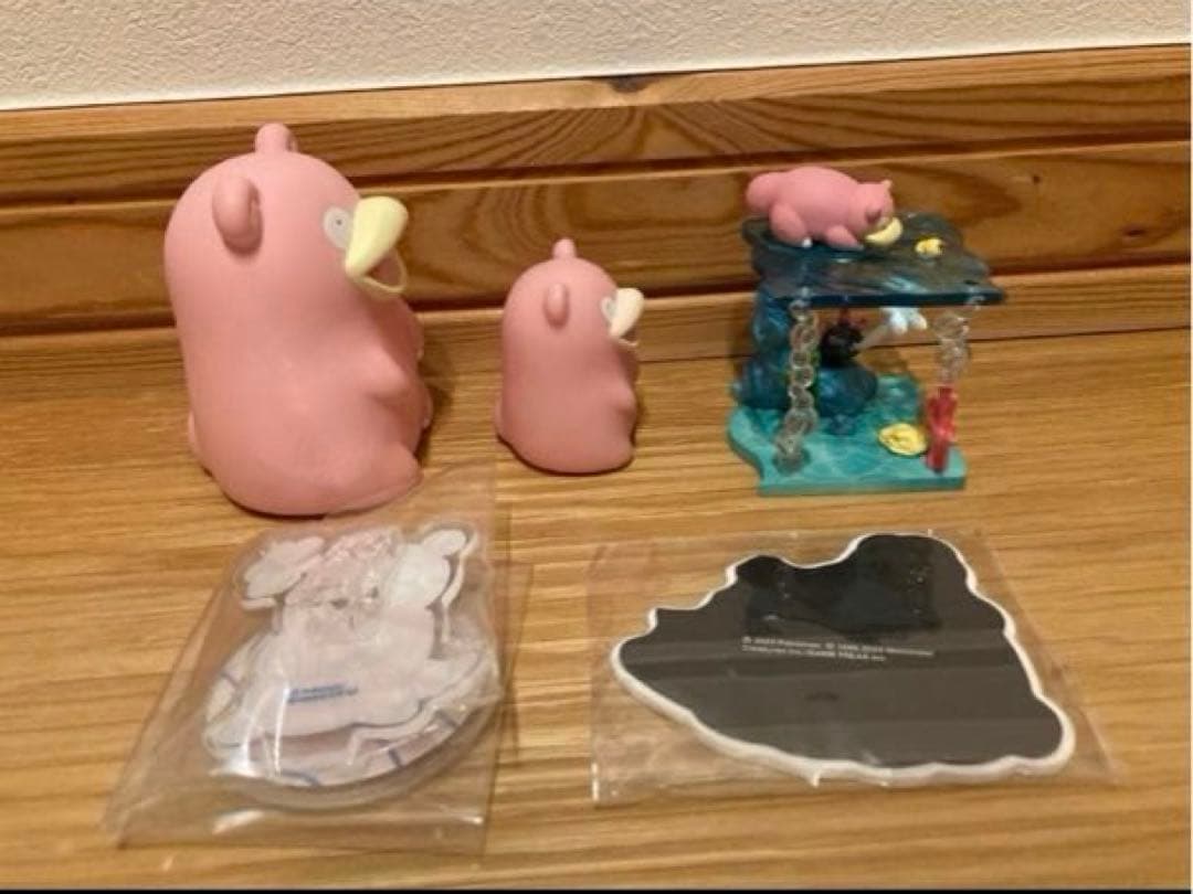 ポケモン　ヤドン　フィギュア　キーホルダー　アクリルスタンド　マグネット　缶