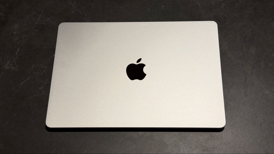 M4 MacBook Air 13インチ　メモリ24GB 容量1TB