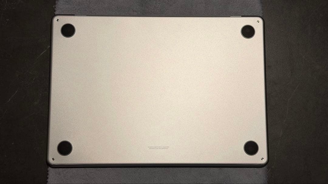 M4 MacBook Air 13インチ　メモリ24GB 容量1TB