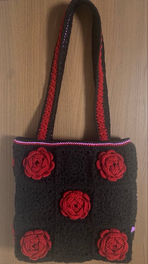 バラモチーフ トートバッグ 黒赤紫　カギ編みハンドメイド