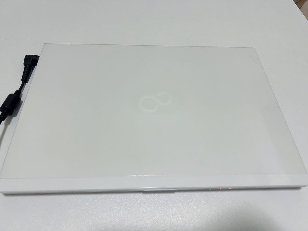【富士通】FUJITSU FMVU9B3WDA LIFEBOOK PC