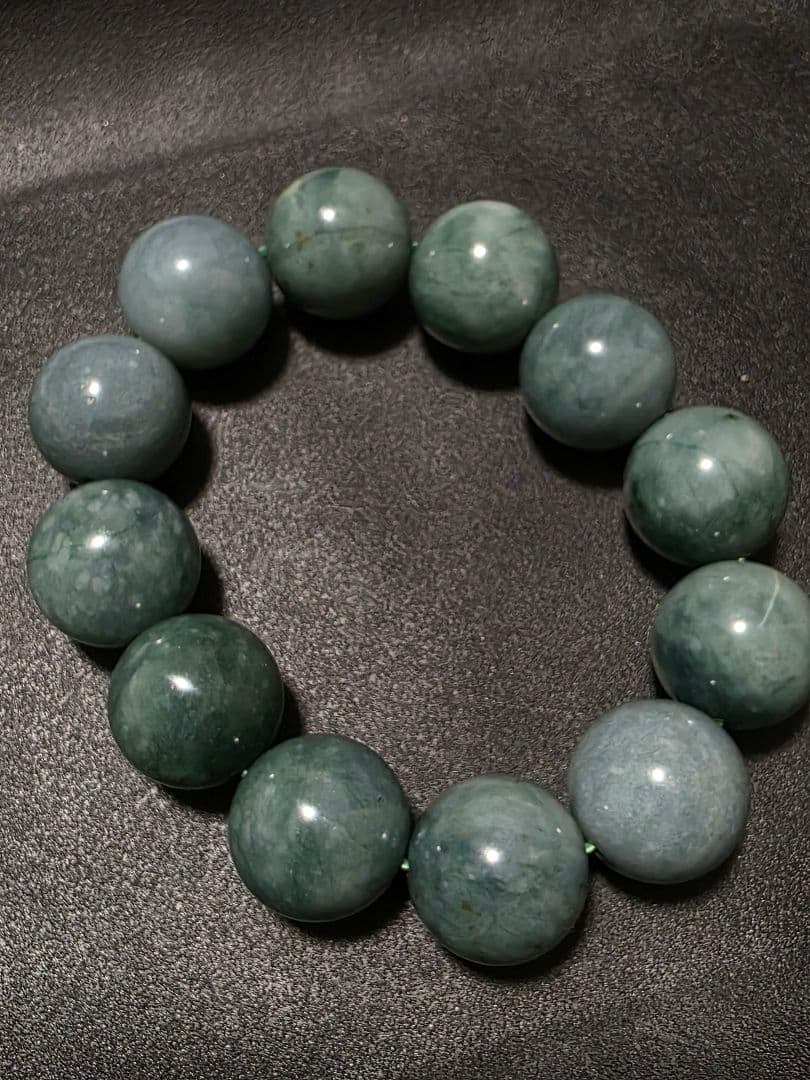 19mm　グアテマラ産　翡翠　大玉　ブレスレット