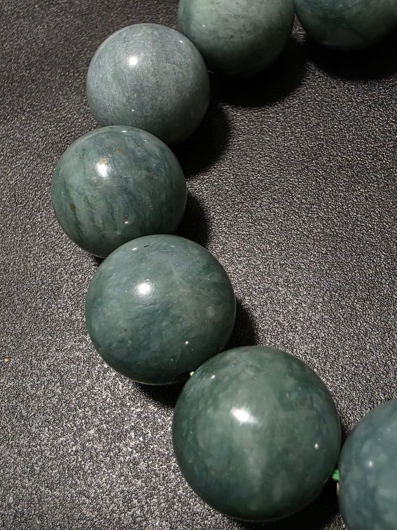 19mm　グアテマラ産　翡翠　大玉　ブレスレット