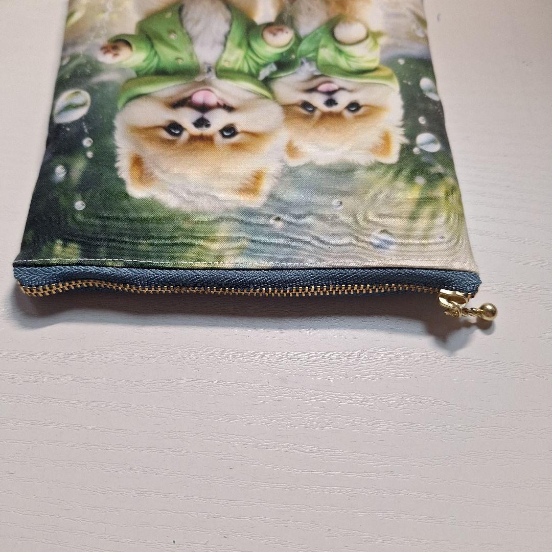 激レアポメラニアンパネル生地　ハンドメイド フラットポーチ