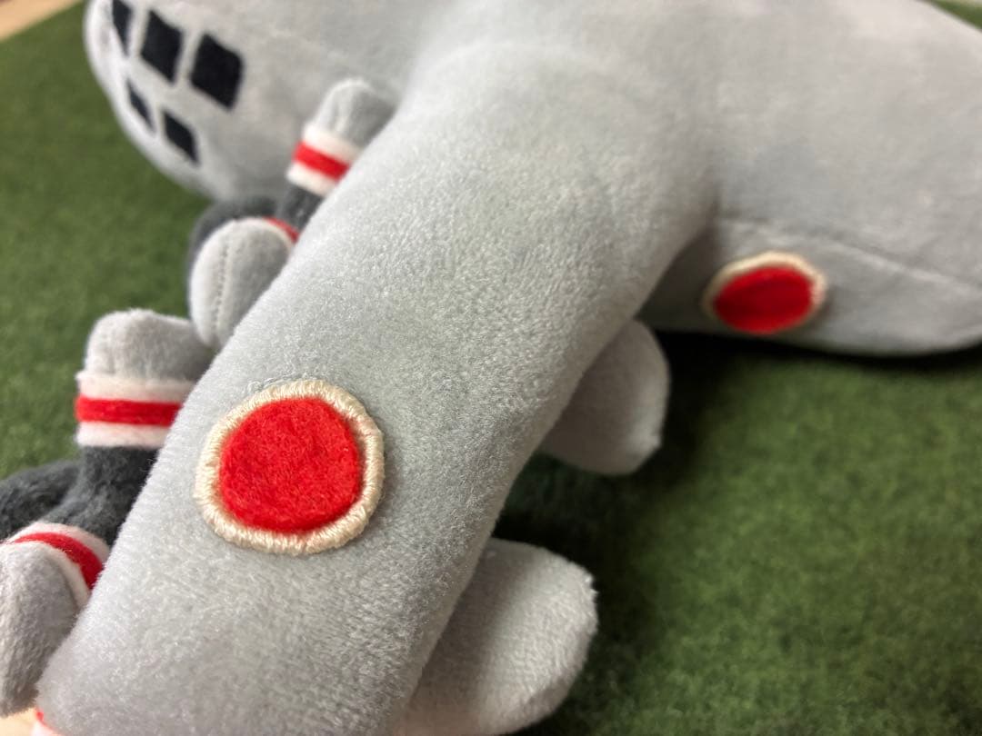 輸送機っぽいぬいぐるみ