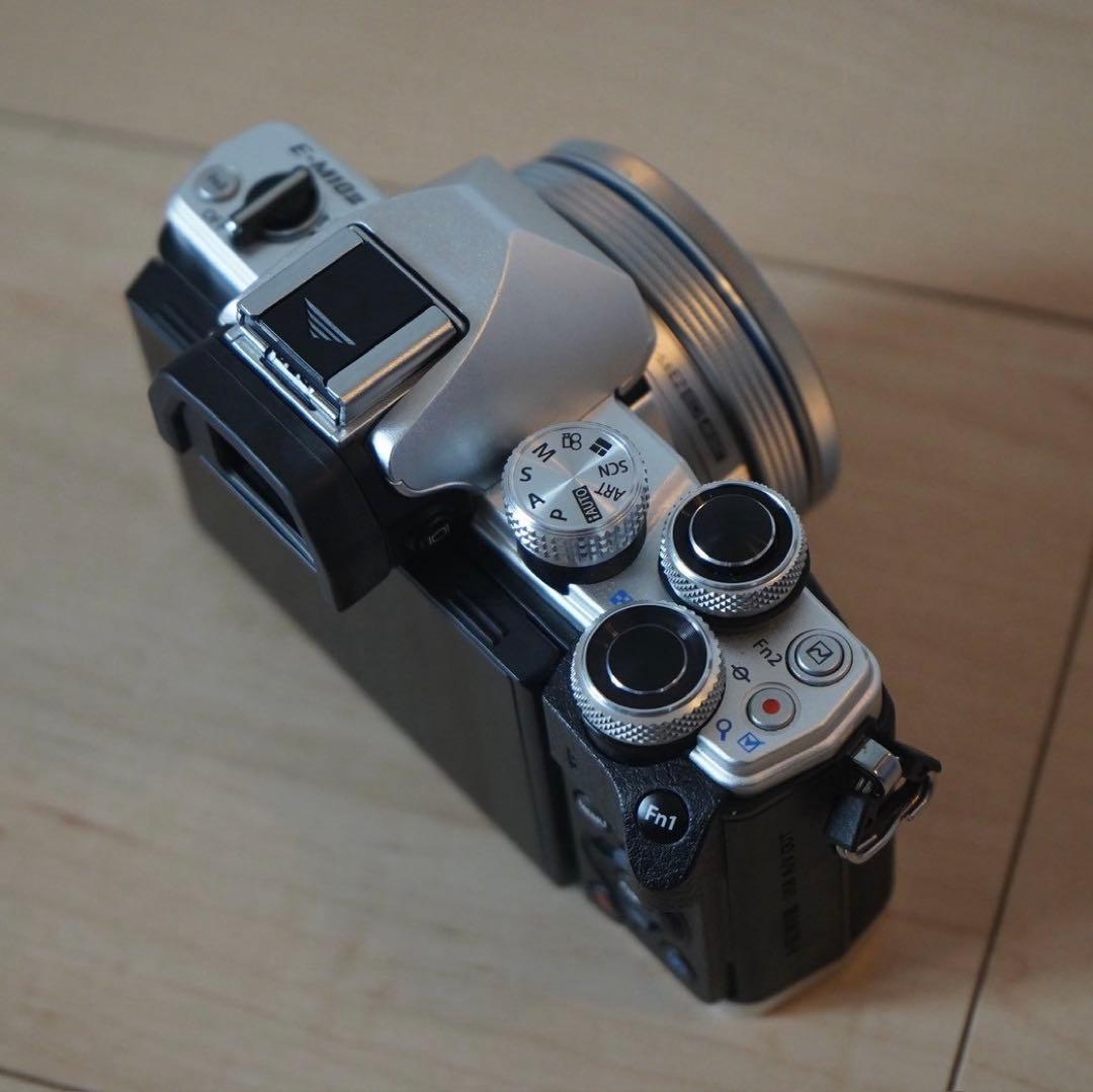 OLYMPUS　OM-D　E-M1　MarkII　オリンパス　欠品有り