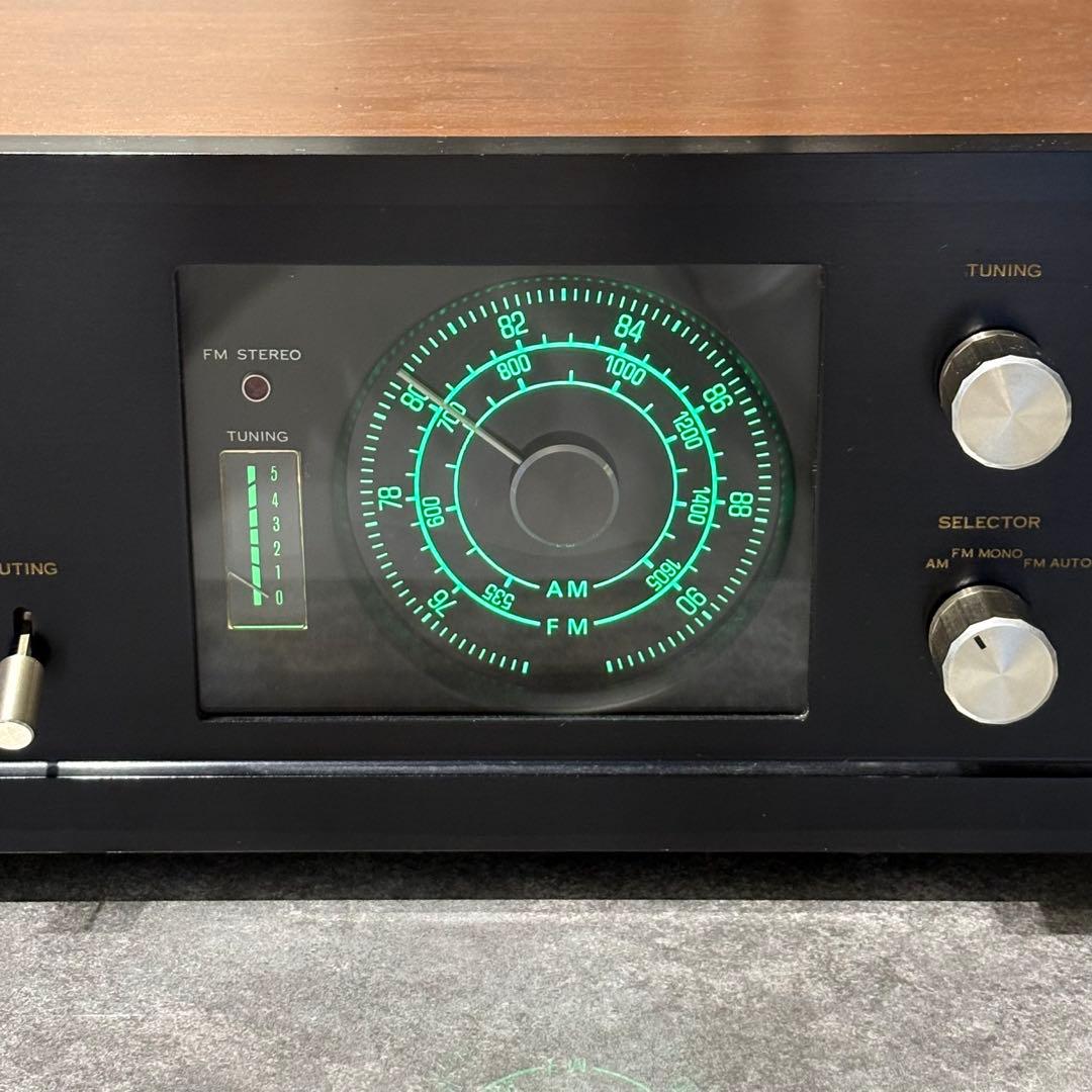 【極美品】Sansui TU-666 AM/FMステレオチューナー　レトロ
