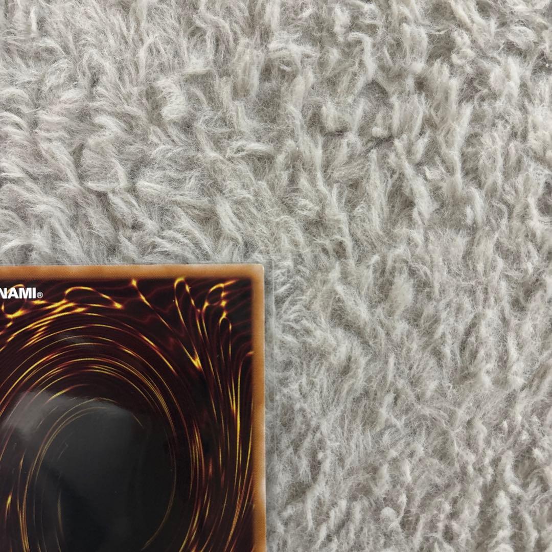 M・HERO ファウンティン① 赤シク　1枚　匿名配送