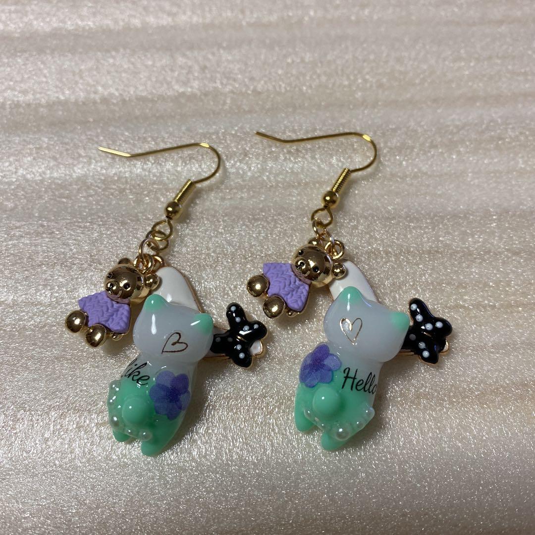 ☆ハイヒールとグデネコちゃんピアス☆